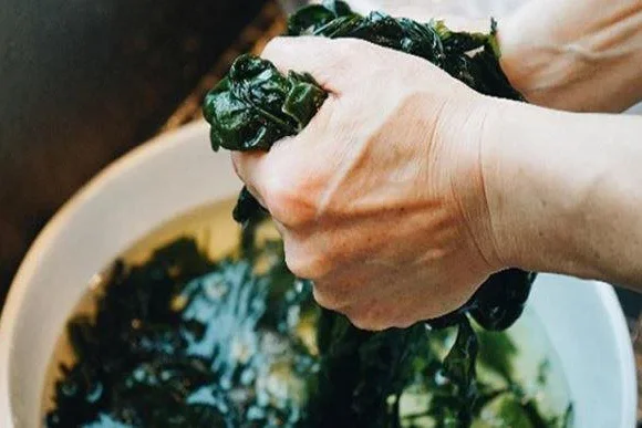 Cách Sơ Chế Rong Biển Hết Tanh, Giòn Ngon Như Đầu...
