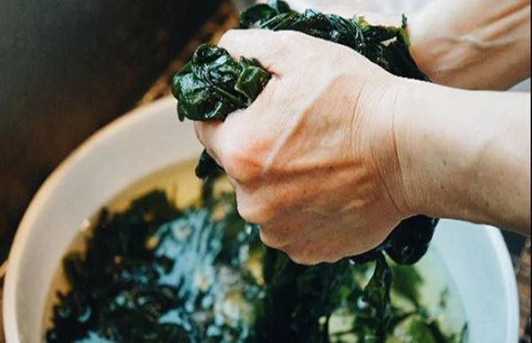 Cách Sơ Chế Rong Biển Hết Tanh, Giòn Ngon Như Đầu Bếp Chuyên Nghiệp
